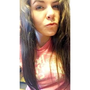 Meet your Posher, Kendra